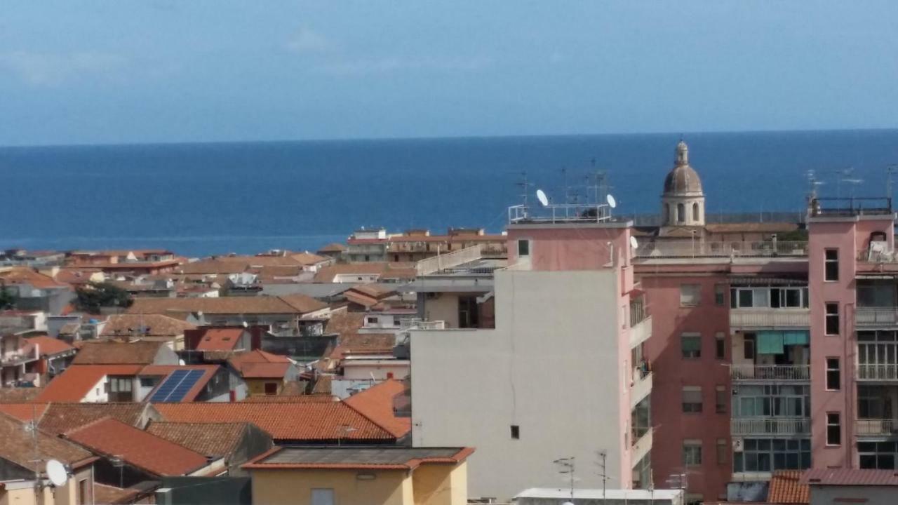 Casa Donna Rosaria Tra Etna E Taormina Daire Riposto Dış mekan fotoğraf