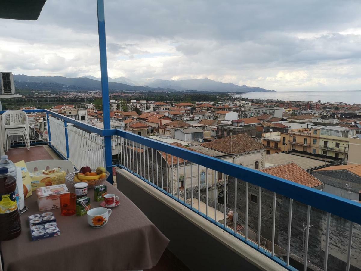 Casa Donna Rosaria Tra Etna E Taormina Daire Riposto Dış mekan fotoğraf