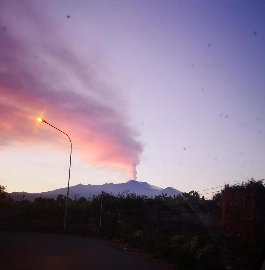 Casa Donna Rosaria Tra Etna E Taormina Daire Riposto Dış mekan fotoğraf